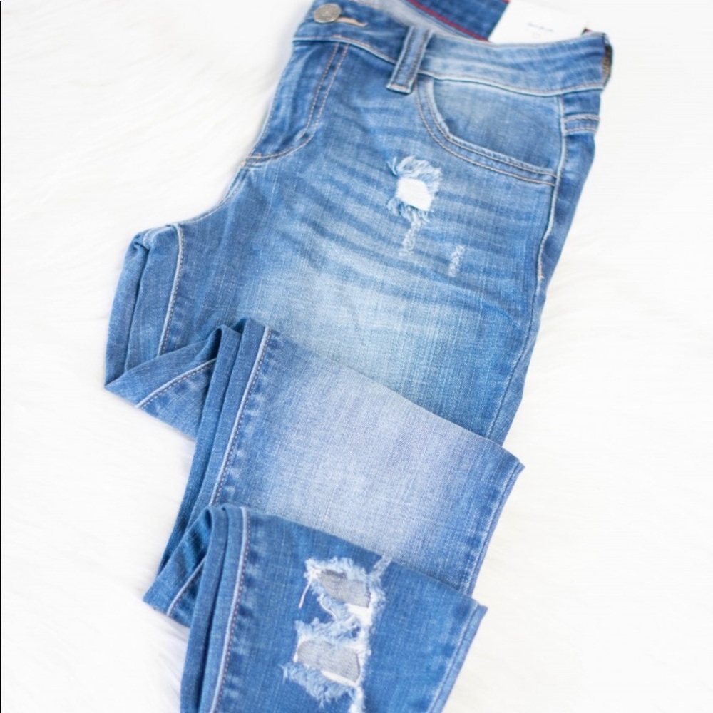 Cello distressed jeans size 9